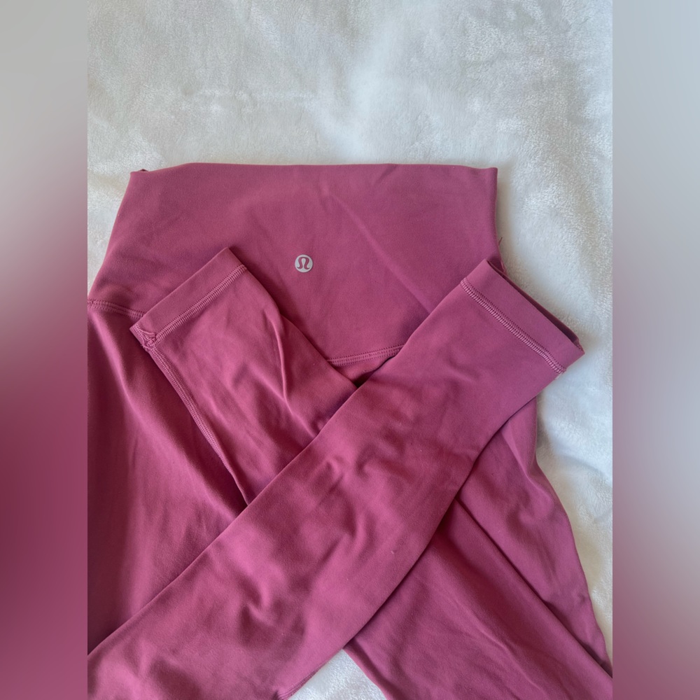 Lululemon Align size 4 in pink